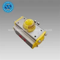 Ugaoni pneumatski aktuator